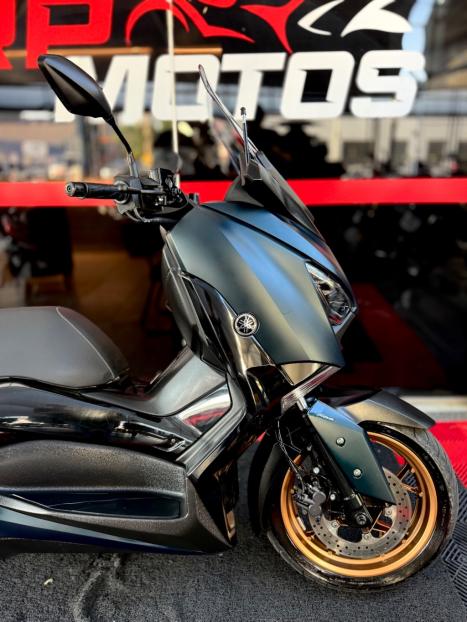YAMAHA XMax 250 , Foto 3