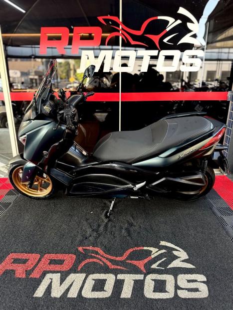 YAMAHA XMax 250 , Foto 4