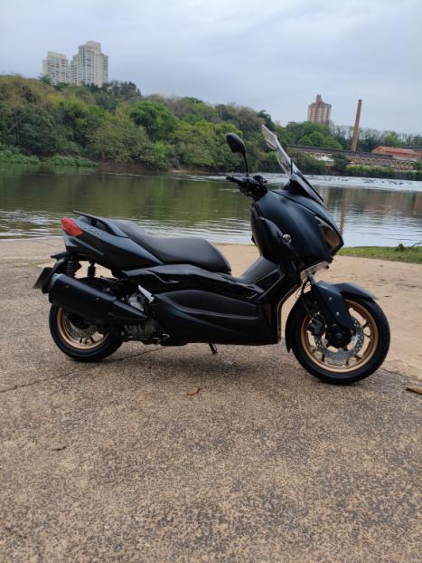 YAMAHA XMax 250 , Foto 2