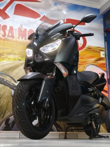 YAMAHA XMax 250 , Foto 4