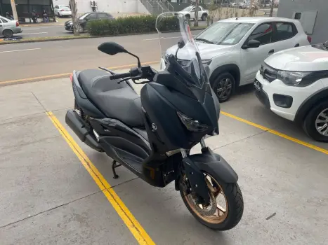 YAMAHA XMax 250 , Foto 9