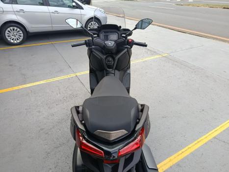 YAMAHA XMax 300 , Foto 3