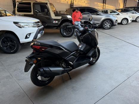 YAMAHA XMax 300 , Foto 9