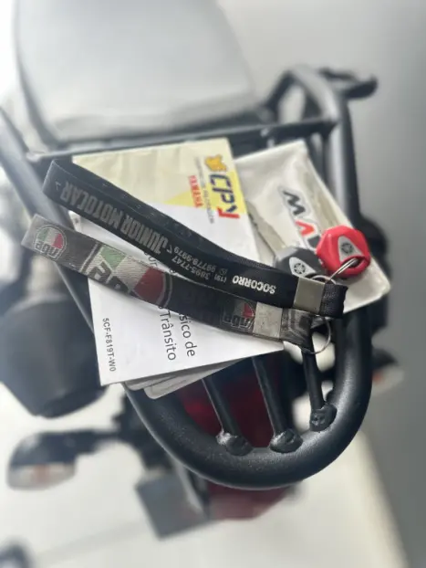 YAMAHA XT 660 R , Foto 2