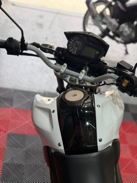 YAMAHA XTZ 150 Crosser ED, Foto 4