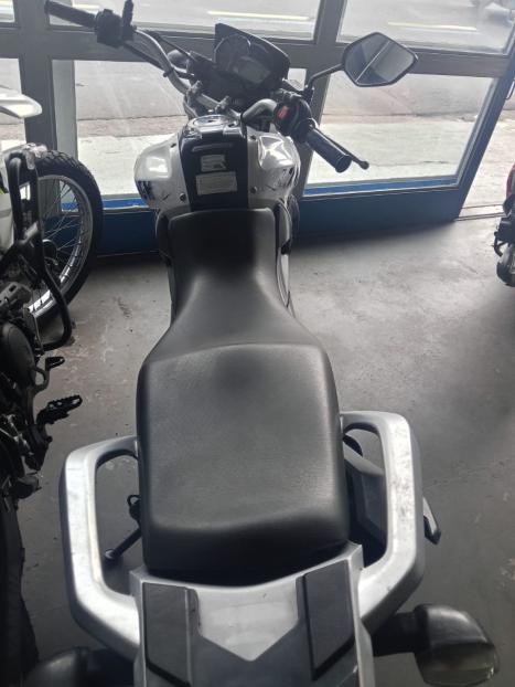 YAMAHA XTZ 150 Crosser S, Foto 2
