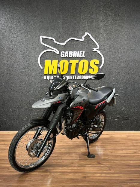 YAMAHA XTZ 250 LANDER, Foto 4