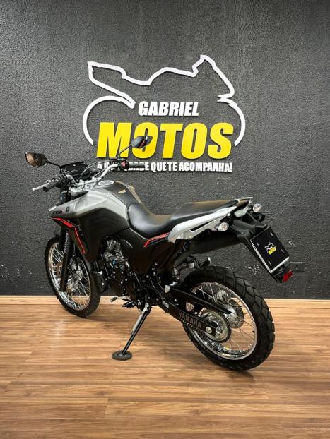 YAMAHA XTZ 250 LANDER, Foto 5