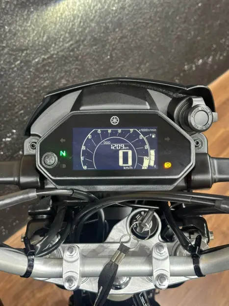 YAMAHA XTZ 250 LANDER, Foto 7