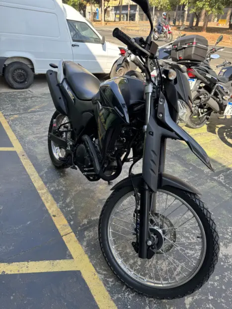 YAMAHA XTZ 250 LANDER, Foto 4