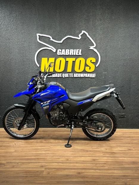 YAMAHA XTZ 250 LANDER, Foto 2