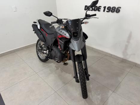 YAMAHA XTZ 250 LANDER, Foto 4