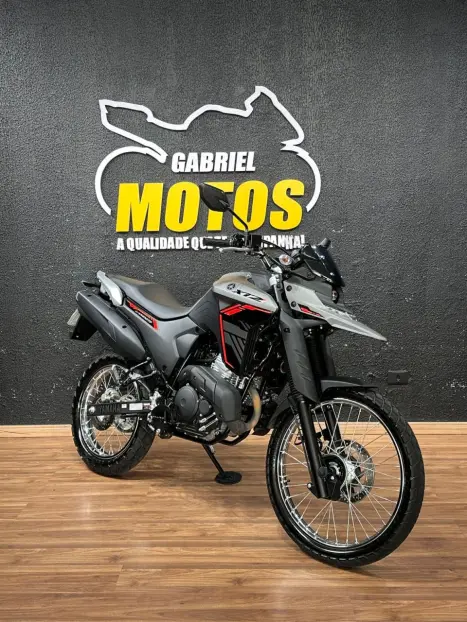YAMAHA XTZ 250 LANDER, Foto 3