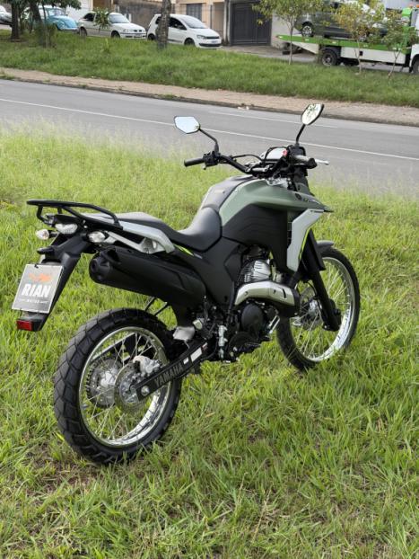 YAMAHA XTZ 250 LANDER, Foto 3