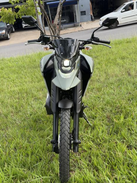 YAMAHA XTZ 250 LANDER, Foto 7