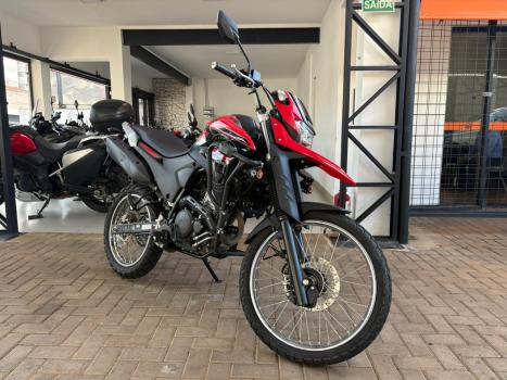 YAMAHA XTZ 250 LANDER, Foto 4