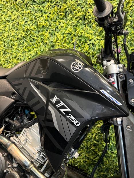 YAMAHA XTZ 250 LANDER, Foto 7