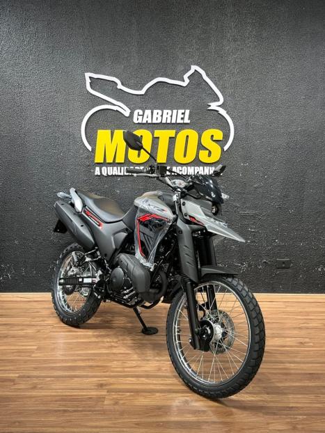 YAMAHA XTZ 250 LANDER, Foto 3