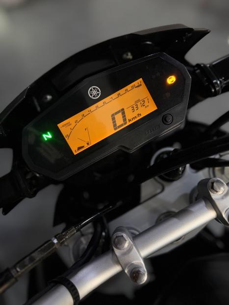 YAMAHA XTZ 250 LANDER, Foto 4