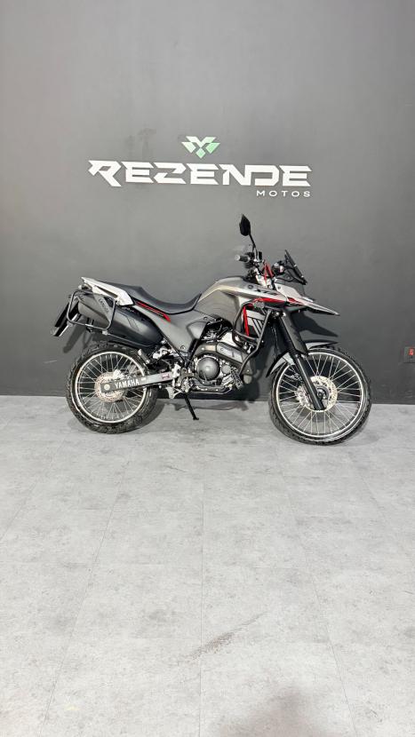 YAMAHA XTZ 250 LANDER, Foto 1