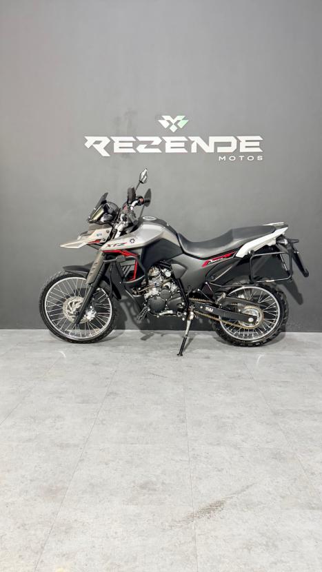 YAMAHA XTZ 250 LANDER, Foto 3