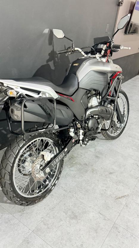 YAMAHA XTZ 250 LANDER, Foto 10