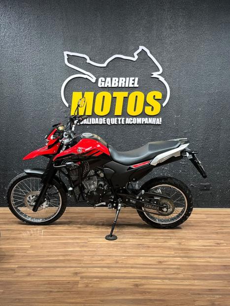 YAMAHA XTZ 250 LANDER, Foto 2