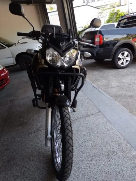 YAMAHA XTZ 250 TENER�, Foto 4