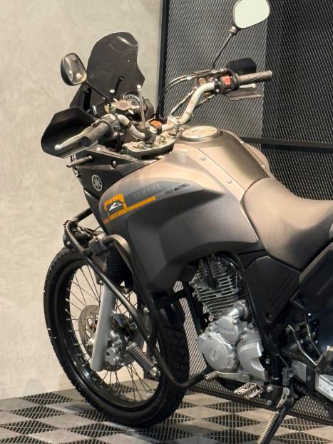 YAMAHA XTZ 250 TENER�, Foto 3