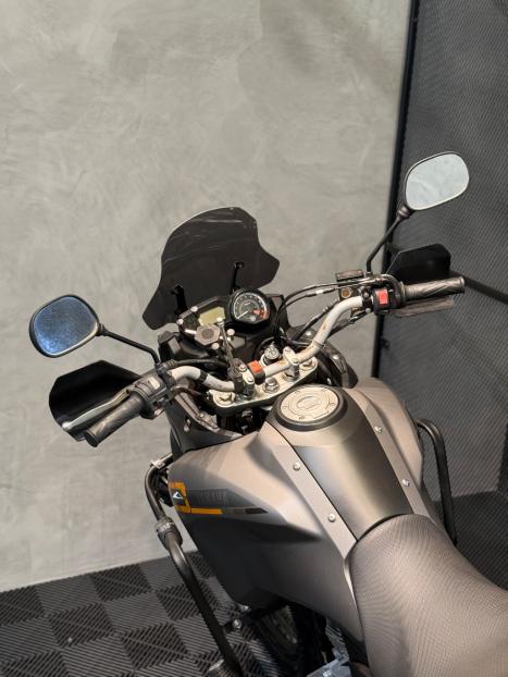 YAMAHA XTZ 250 TENER�, Foto 11
