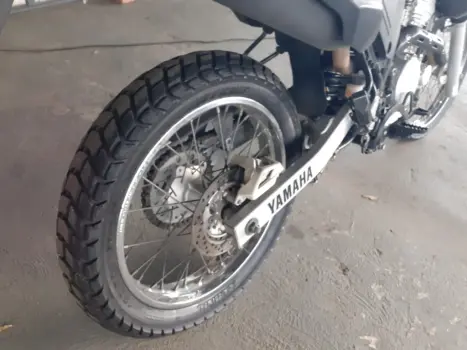 YAMAHA XTZ 250 TENER�, Foto 3