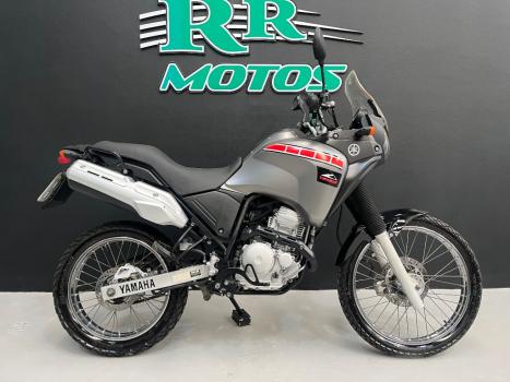 YAMAHA XTZ 250 TENER�, Foto 3
