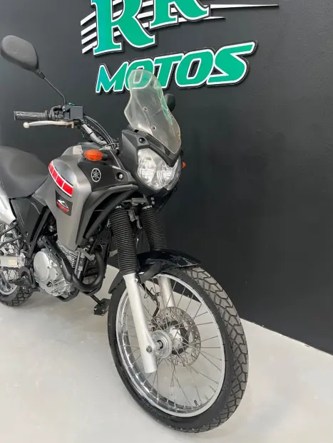YAMAHA XTZ 250 TENER�, Foto 7