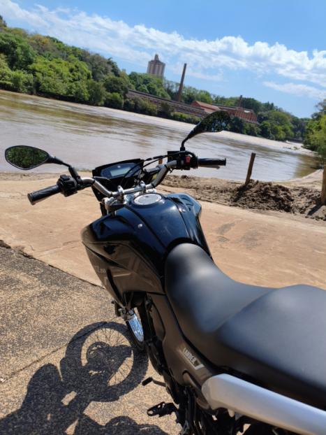 YAMAHA XTZ 250 X LANDER, Foto 4