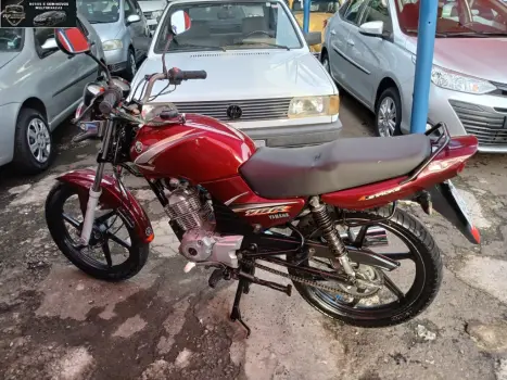 YAMAHA YBR 125 E, Foto 1