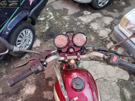 YAMAHA YBR 125 E, Foto 5