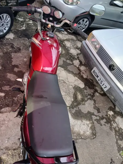 YAMAHA YBR 125 E, Foto 6