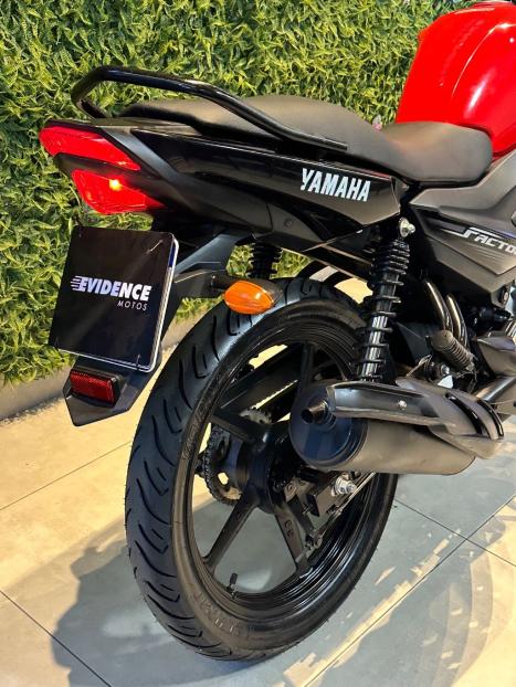 YAMAHA YBR 125 FACTOR ED, Foto 3