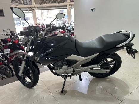 YAMAHA YS Fazer 250 , Foto 4