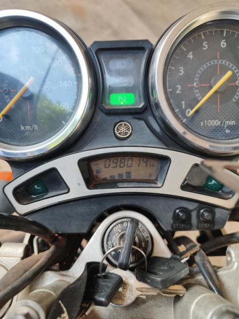 YAMAHA YS Fazer 250 , Foto 3