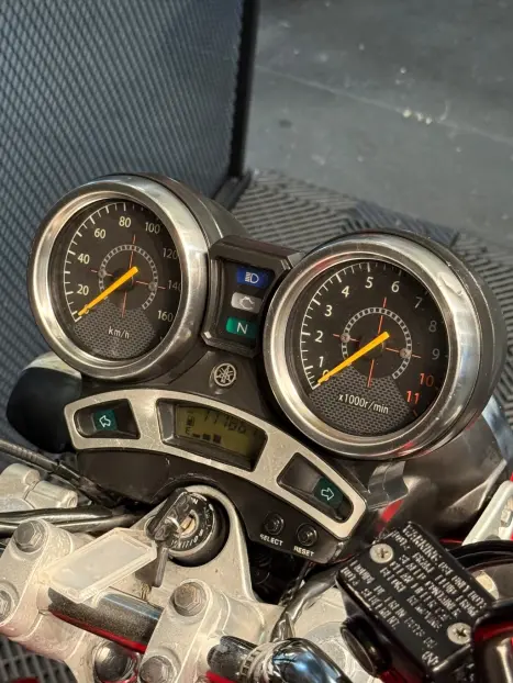 YAMAHA YS Fazer 250 , Foto 11