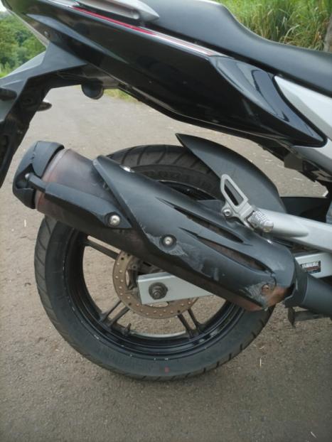 YAMAHA YS Fazer 250 LIMITED EDITION, Foto 7