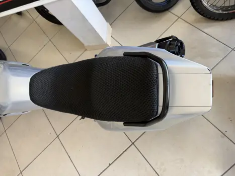 YAMAHA YS Fazer 250 , Foto 8