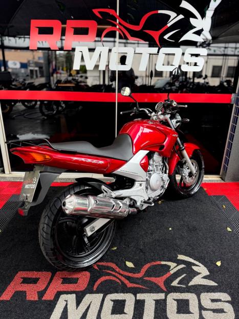YAMAHA YS Fazer 250 LIMITED EDITION, Foto 10