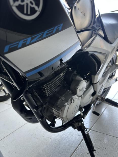 YAMAHA YS Fazer 250 , Foto 12