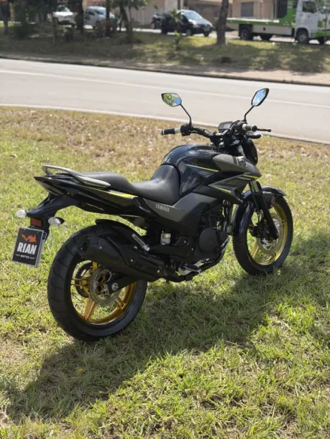 YAMAHA YS Fazer 250 , Foto 3