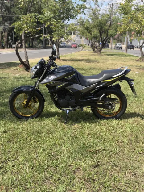 YAMAHA YS Fazer 250 , Foto 5