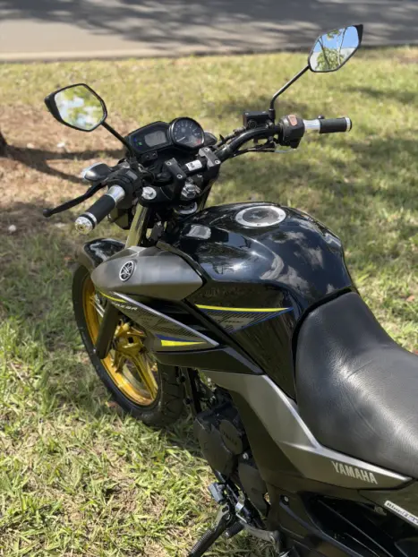 YAMAHA YS Fazer 250 , Foto 8