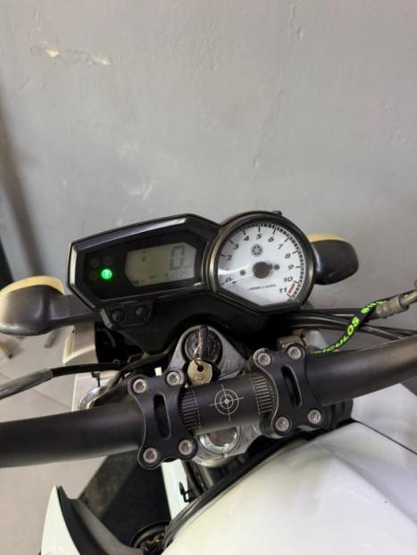 YAMAHA YS Fazer 250 , Foto 6