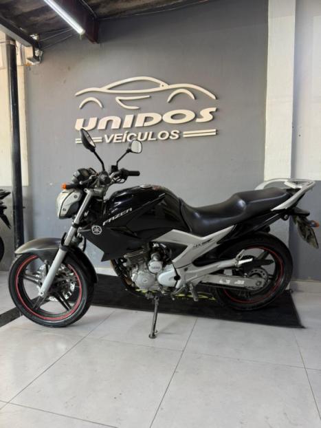 YAMAHA YS Fazer 250 , Foto 3